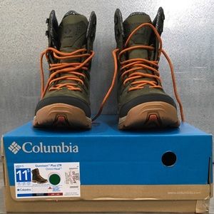 Brand new Columbia Omni Heat boots